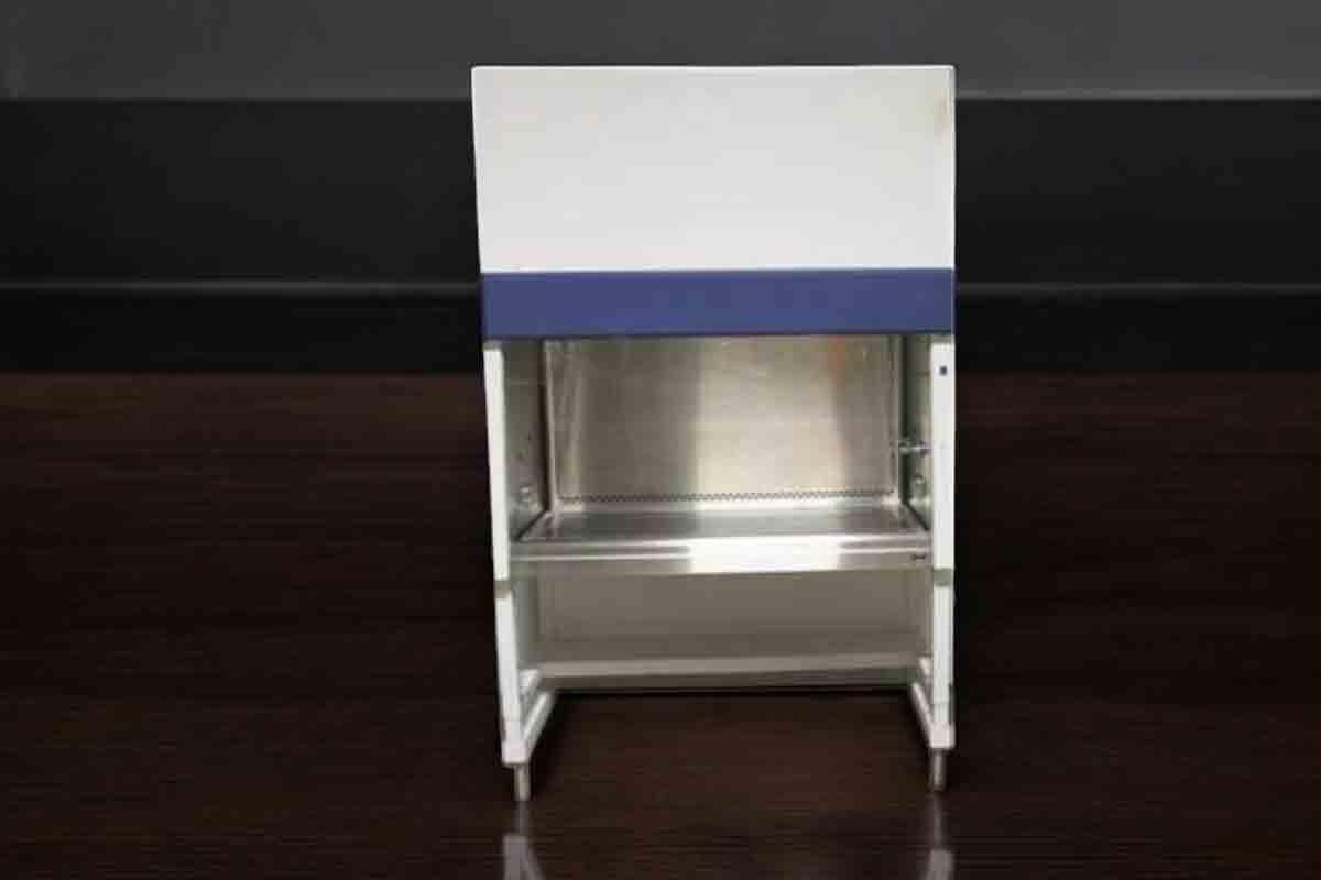 Bio-Safety Cabinet