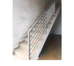 GI Hand Railing | Galvanized Iron Handrail for Industrial & Commercial Use in Vasai - Construction & Real Estate