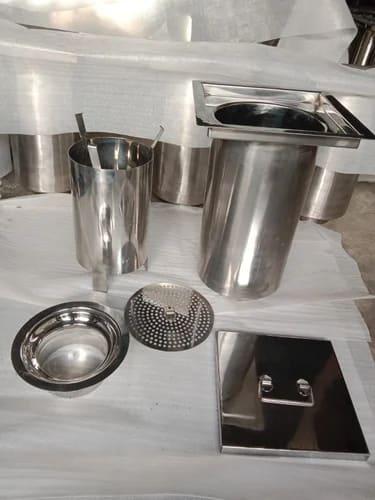 Ss Square Drain Trap- Stainless Steel Floor Drain for Commercial & Industrial Use in Vasai - Construction & Real Estate
